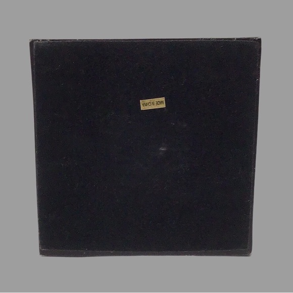 NEW VITRUVIAN Collection Peace Sign Handmade Bronze Sculpture on Base, Date 2005 - Picture 10 of 12